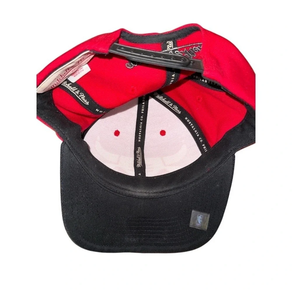 Mitchell & Ness hat that